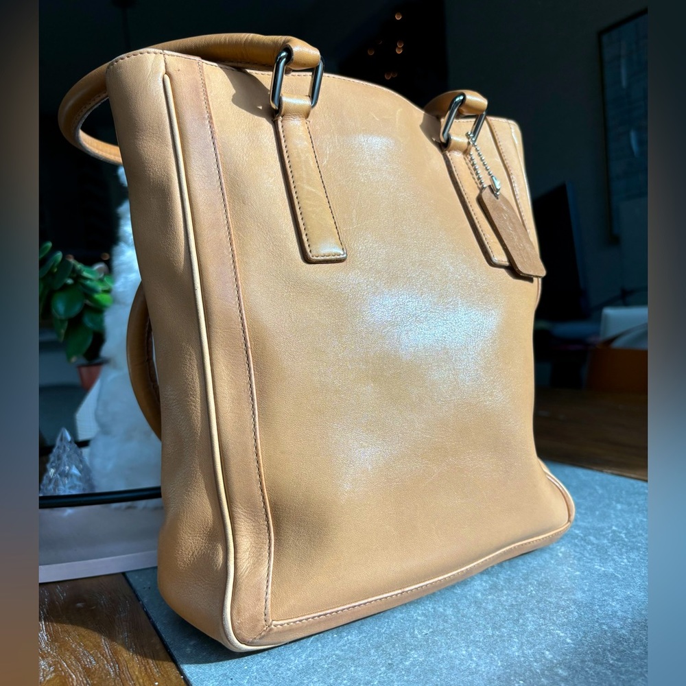 Vintage Coach 9422 Leather Bonnie Legacy Slim Tote Handbag - Shoulder Bag